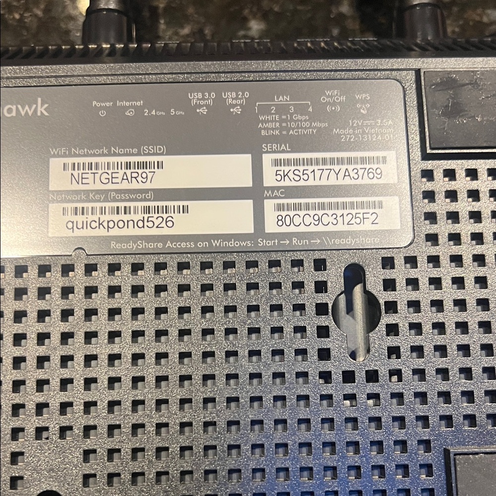 NETGEAR Nighthawk Gray and Black Router - Picture 4 of 5
